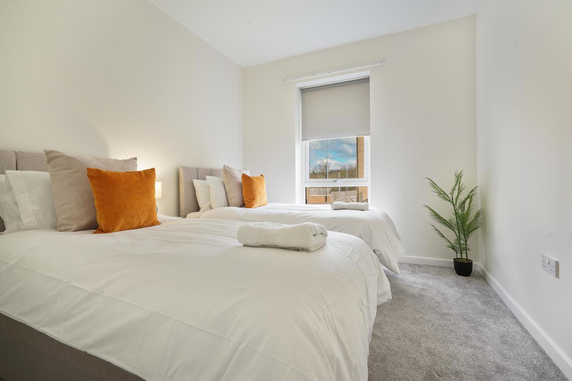 Mersey Way, Spacious 3 Bed Home, Close To Sheffield City Centre & Free Driveway Parking - Perfect For Workers, Groups & Families - Hosted By Stay Host Save Dış mekan fotoğraf