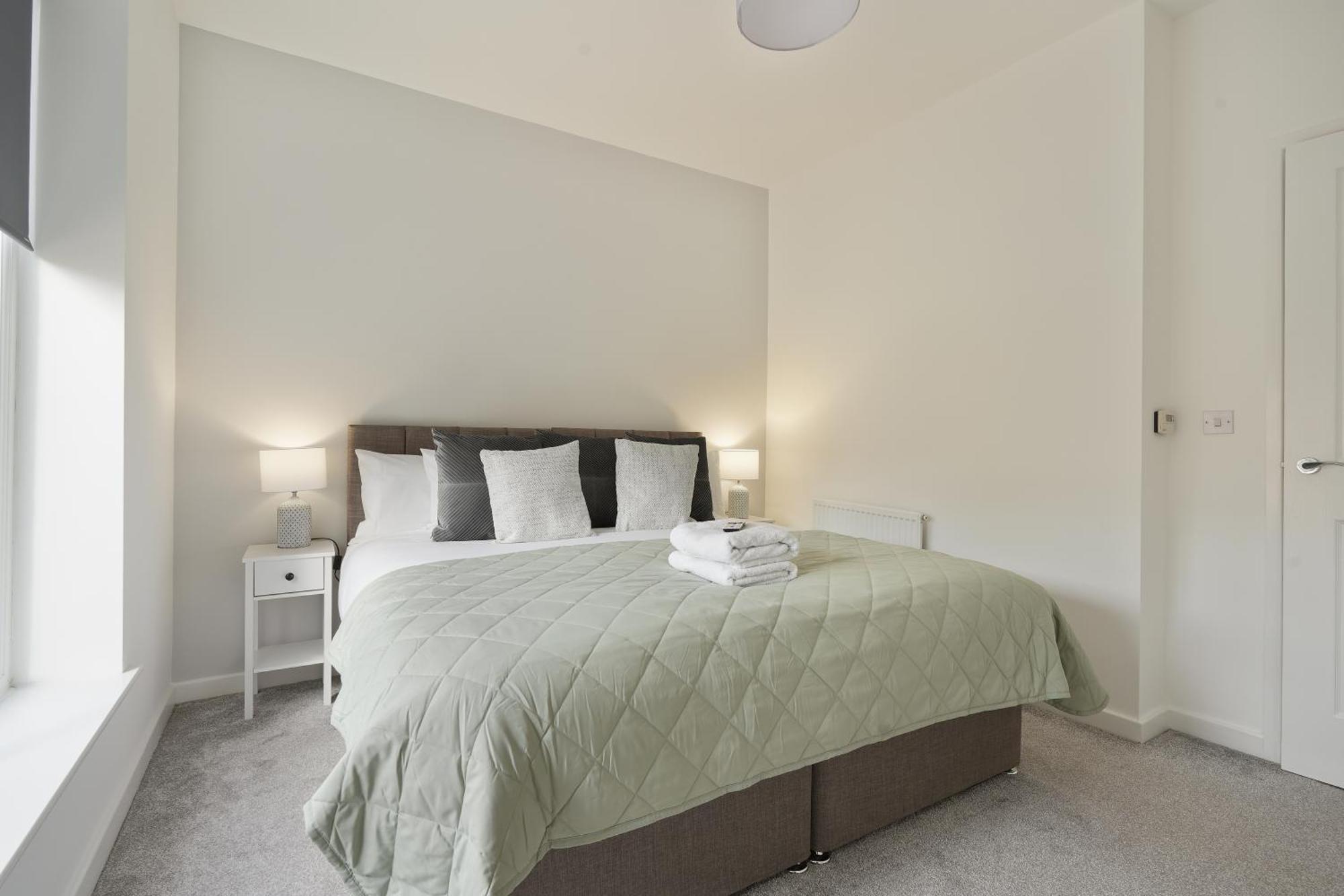 Mersey Way, Spacious 3 Bed Home, Close To Sheffield City Centre & Free Driveway Parking - Perfect For Workers, Groups & Families - Hosted By Stay Host Save Dış mekan fotoğraf