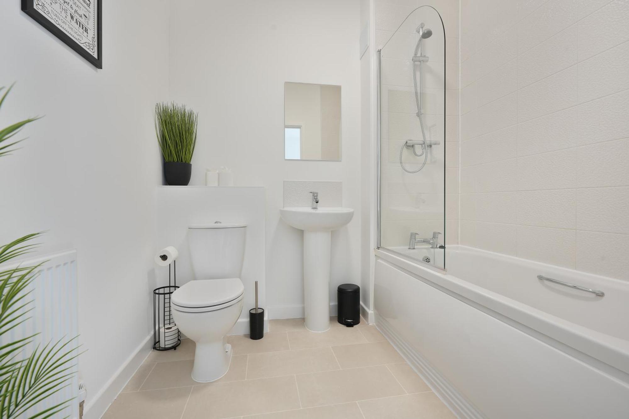 Mersey Way, Spacious 3 Bed Home, Close To Sheffield City Centre & Free Driveway Parking - Perfect For Workers, Groups & Families - Hosted By Stay Host Save Dış mekan fotoğraf